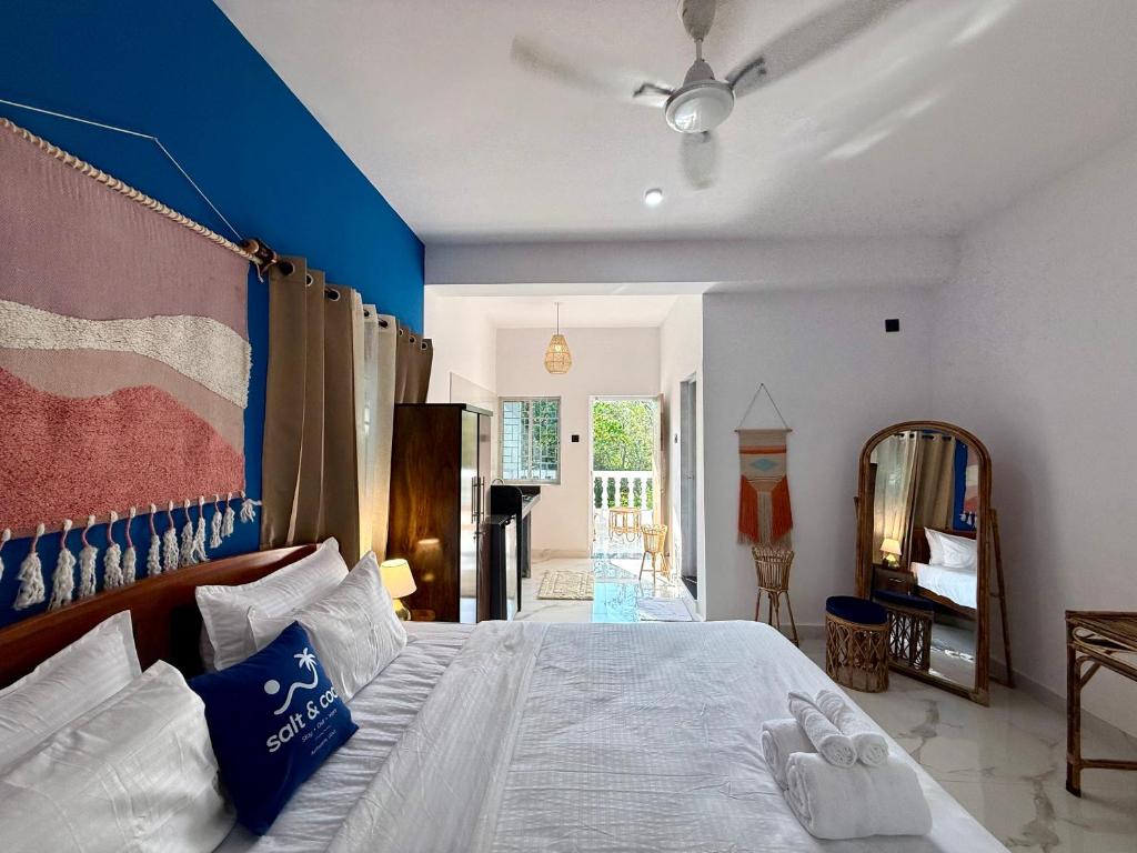 Salt & Coco room